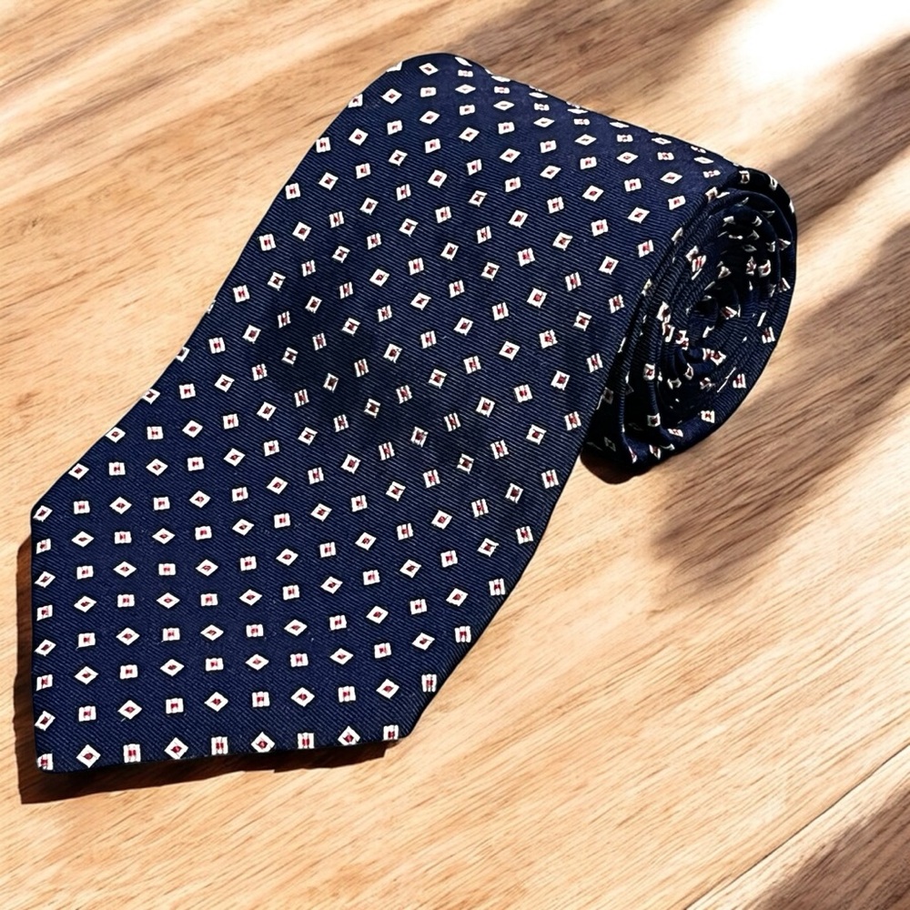 LAUREN RALPH LAUREN 100% SILK MADE IN‎ USA CLASSIC TIE 57.5"  NAVY HAND FINISHED